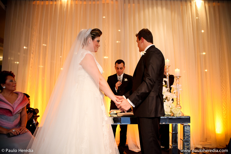 Casamento Flavia e Felipe por Paulo Heredia Fotos de Flávia ♥ Felipe. Foto numero 1037 de Paulo Heredia Fotografia, fotos de casamento em Niteroi e Rio de Janeiro, RJ. O fotografo Paulo Heredia faz fotos de casamento, fotos de festas, ensaios de casal (e-session), fotos de moda e fotos para editorial.