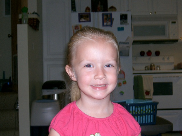 [Haylee%25207-6-06.jpg]