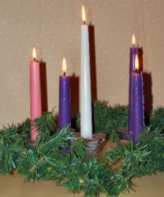 [adventwreath2sm%255B4%255D.jpg]