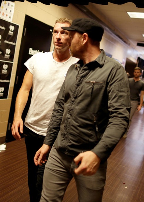 Chris Martin 2014 iHeartRadio Music Festival zQzOqaBAmvOl Chris Martin 2014 iHeartRadio Music Festival zQzOqaBAmvOl