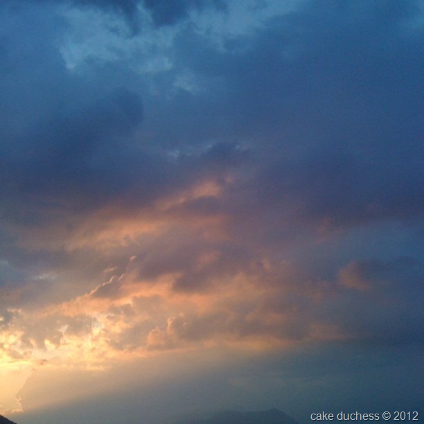 [fb582746c4d211e1a23c22000a1c9e05_7%255B5%255D.jpg&description=Silent Sunday Italy: Ristorante La Madonnina')]