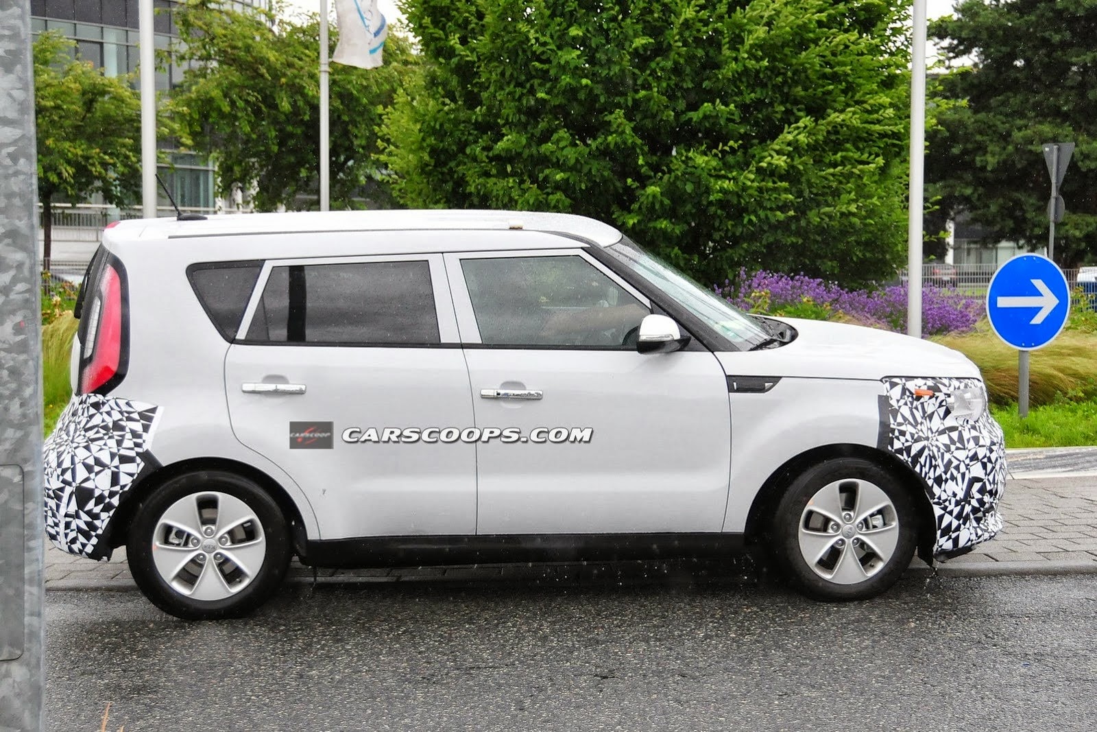 [2015-Kia-Soul-EV-3%255B3%255D%255B3%255D.jpg]