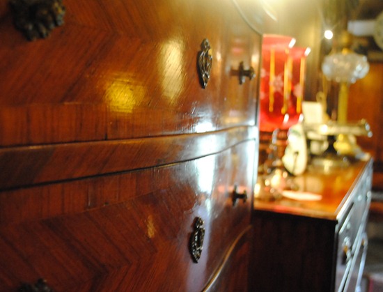 [Lisa-Porter-Antiquing-in-Lexington-K%255B27%255D.jpg]