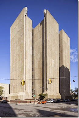 400px-Buffalo_City_Court_Building,_1971-74,_Pfohl,_Roberts_and_Biggie_(8448022295)