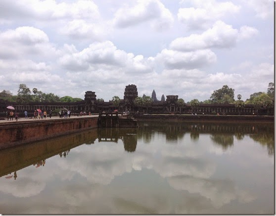 Angkor Wat canal