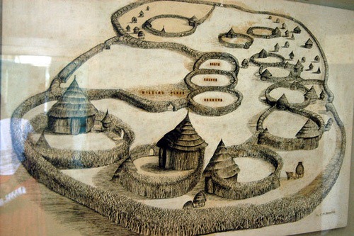 [uganda-museus%2520demolition%255B4%255D.jpg]