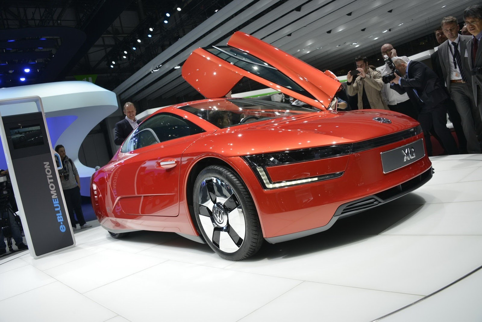 [VW-XL1-3%255B3%255D.jpg]