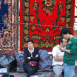 Urumqi - La femme aux tapis