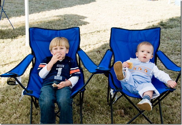 boys in chairs boys in chairs