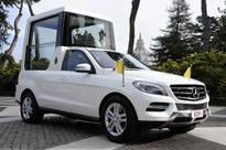 Mercedes-ML-PopeMobile-2