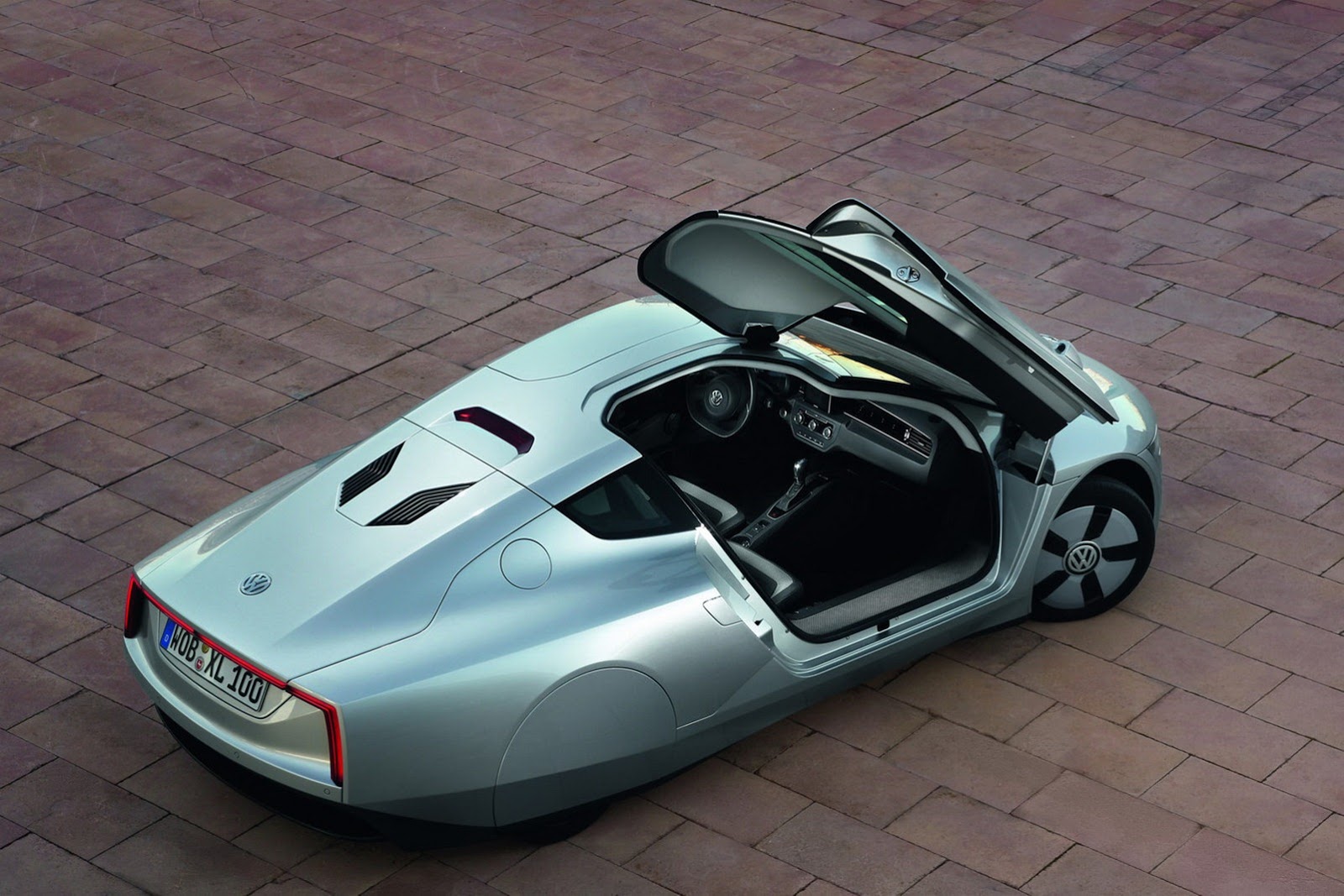 VW-XL1-Production-23[2].jpg