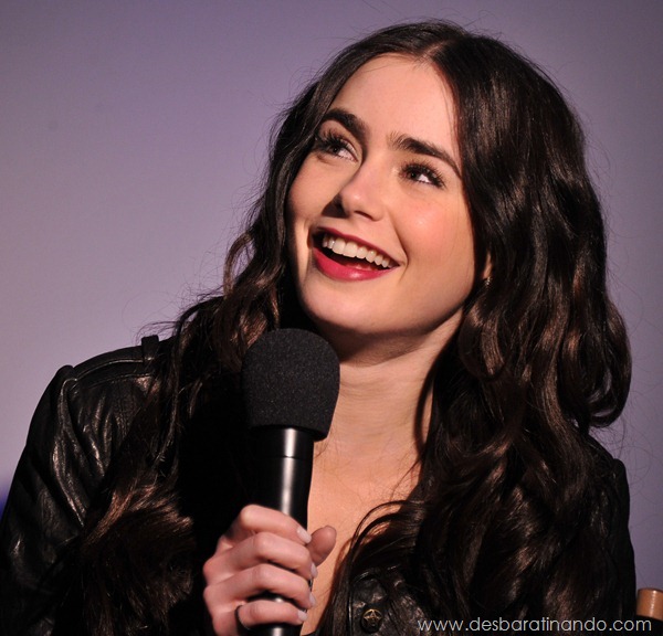 lily-collins-linda-sensual-sexy-lady-desbaratinando-sexta-proibida (81) lily-collins-linda-sensual-sexy-lady-desbaratinando-sexta-proibida (81)