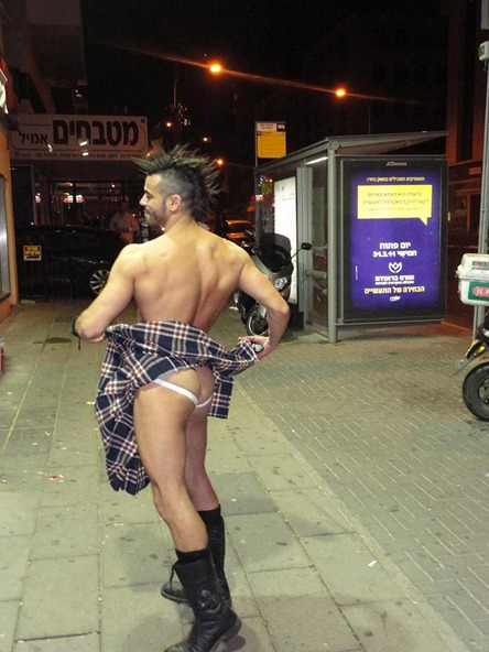 [tumblr_ljkdzoNqGJ1qadeeko1_1280%255B3%255D.jpg]
