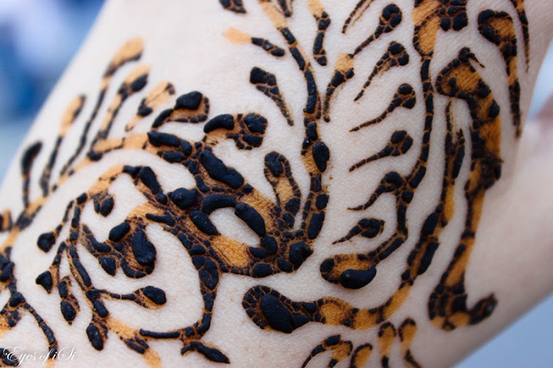 Eyes-of-iSi-Henna-Trocknen-Streetlifefestival Eyes-of-iSi-Henna-Trocknen-Streetlifefestival