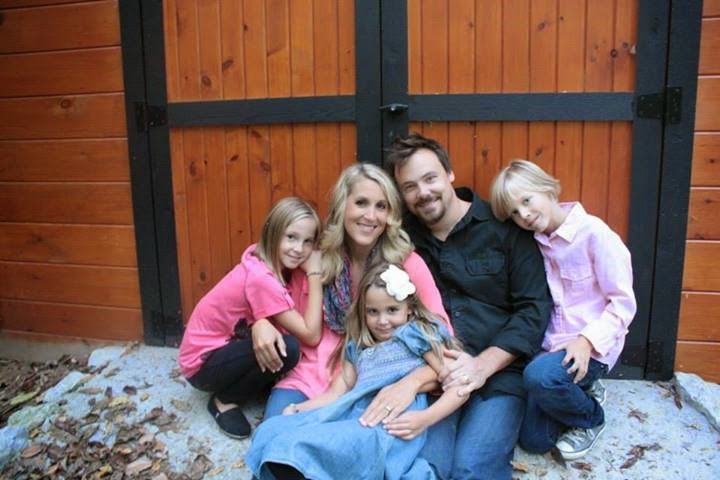 [family%2520pic%255B5%255D.jpg]