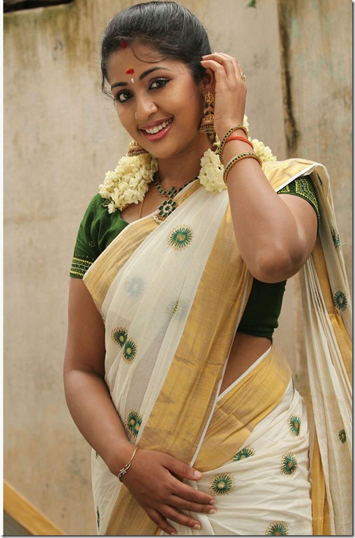 Navya_Nair _kerala_saree