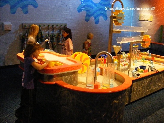 [playing-with-water-kids-science-discovery-place-charlotte%255B3%255D.jpg]