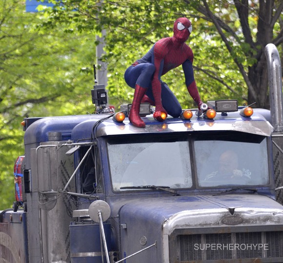 Andrew Garfield and Paul Giamatti filming an action scene on the set of 'The Amazing Spider-Man 2' in Brooklyn. Garfield is spotted wearing his Spider-Man costume during shooting

Featuring: Andrew Garfield,Paul Giamatti
Where: New York City, NY, United States
When: 11 May 2013
Credit: TNYF/WENN.com