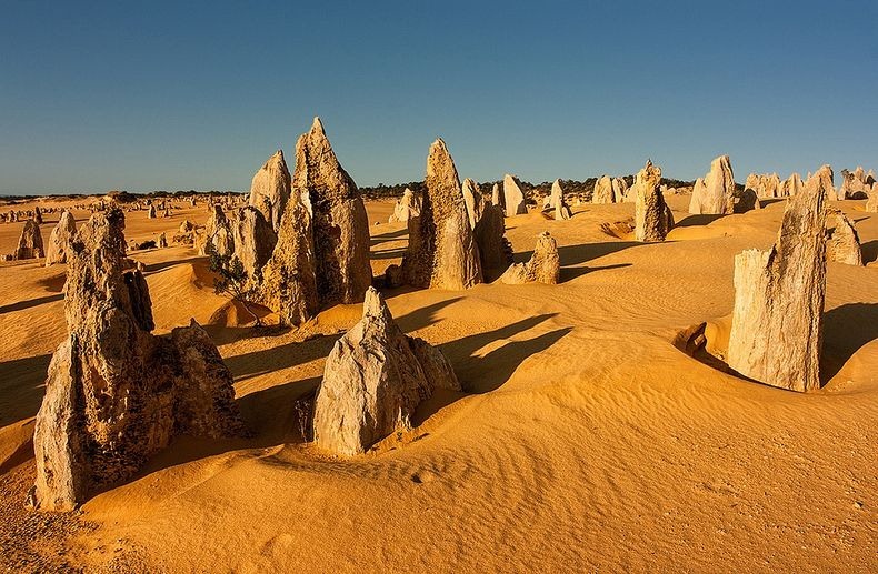 pinnacles-desert-0