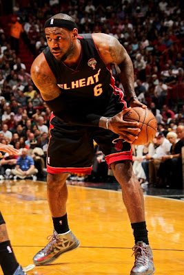 King James Introduces new LeBron X PEs in Indiana. Colorway #23. lebron james nba 130310 mia vs ind 11 King James Introduces new LeBron X PEs in Indiana. Colorway #23.