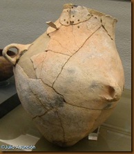 Botella reparada - Los Cascajos - Museo de Navarra Botella reparada - Los Cascajos - Museo de Navarra