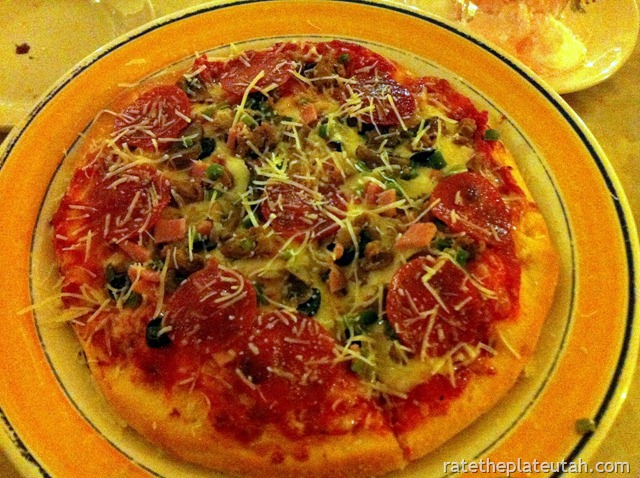 [La-Dolce-Vita-Supreme-Pizza1%255B1%255D.jpg]