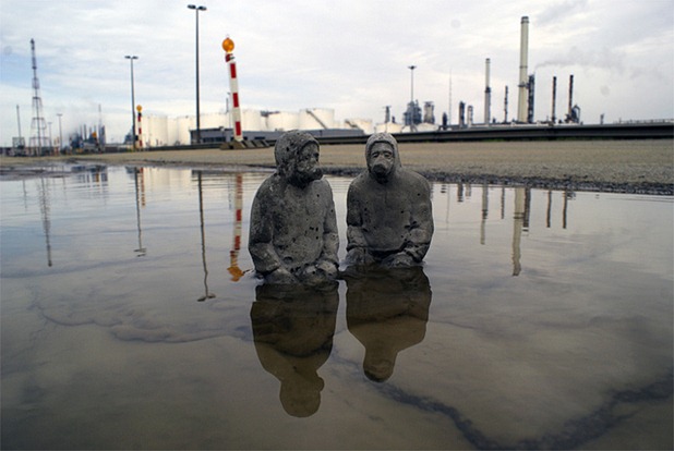 isaac cordal 6