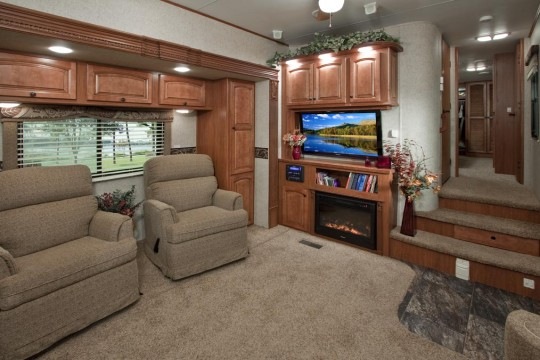 [Living%2520room%2520View%255B2%255D.jpg]