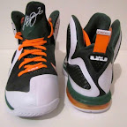 Wearing Brons: Mark Wahlberg Sports LeBron 9 Hurricanes nike lebron 9 gr miami hurricanes 2 06 Wearing Brons: Mark Wahlberg Sports LeBron 9 Hurricanes