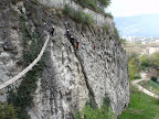 La longue travers&eacute;e finie par un pont N&eacute;palais