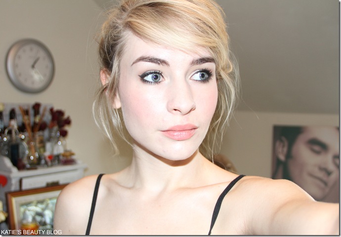 BLUSHER BLUSHER