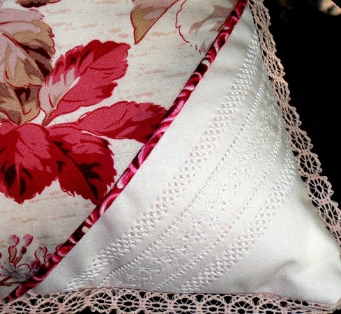 [heirloom%2520cushion2%255B3%255D.jpg]