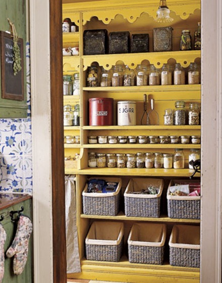 Pantry-Organized-Shelves-GTL1106-de