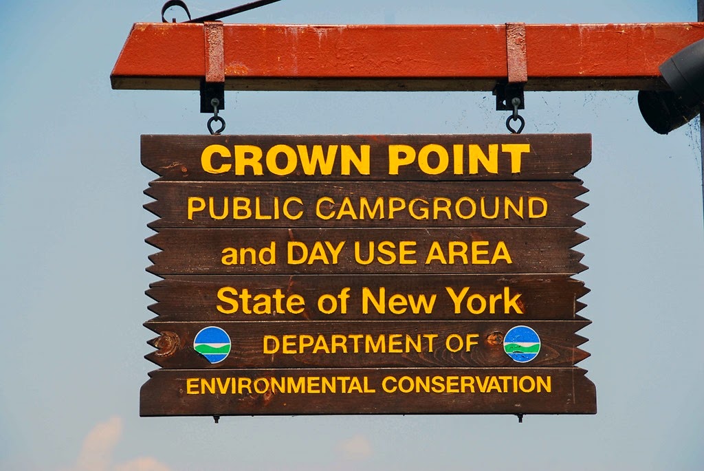 [Crown-Point-Sign3.jpg]