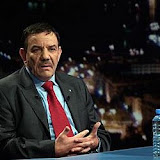 M. Touati invite les réfractaires de la plate-forme de son parti à se retirer ou attendre le congrès M. Touati invite les réfractaires de la plate-forme de son parti à se retirer ou attendre le congrès