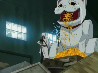 Un manekineko un po' troppo cresciuto...