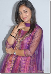 Telugu Actress Sarayu Cute Photoshoot Stills in Salwar Kameez