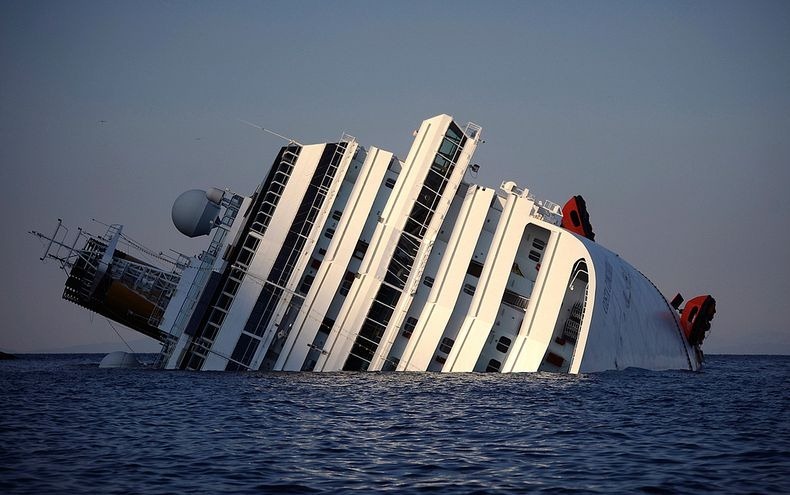 Costa-Concordia-6