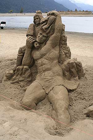 SAND CASTLES competition in Oregon