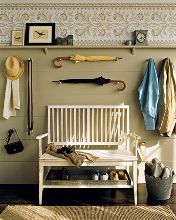 The position of these hooks make the items hanging on them visually impactful. (marthastewart.com) The position of these hooks make the items hanging on them visually impactful. (marthastewart.com)