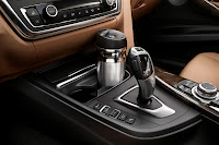 New BMW 3 Series: Cupholder (10/2011)