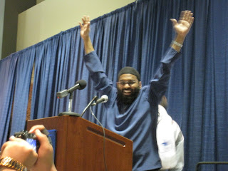 Sh. Yasir leading the exercises