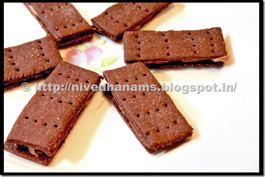 Chocolate Bourbon Biscuit - IMG_3374