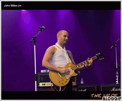 bloggif_4f2df03e66509