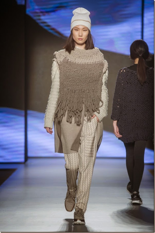 M.PATMOS Look 2 Low Res (Photo Credit Victor Chang)[1]