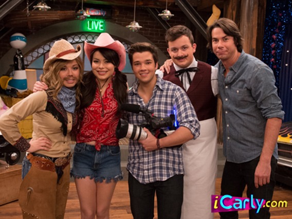 imagem de icarly iGoodBye - Miranda Cosgrove Brasil News imagem de icarly iGoodBye - Miranda Cosgrove Brasil News