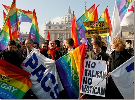 gay-protest-at-vatican gay-protest-at-vatican