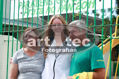 Fotos do evento GRACIELE HERMANN. Foto numero 8. Fotografia (fotografias) da Art Tec Fotografias que faz fotos de casamento, fotos de festas, fotos de eventos sociais, fotos de aniversário, fotos de formatura, fotojornalismo, ensaios fotográficos, fotos de estúdio, book fotográfico e outros serviços fotográficos em Pelotas, RS, e outras cidades do Rio Grande do Sul. fotos casamento de pelotas rs para noivas casamentos rio grande do sul foto fotografia lembranças com convite preço vestido tomara que caia álbuns
