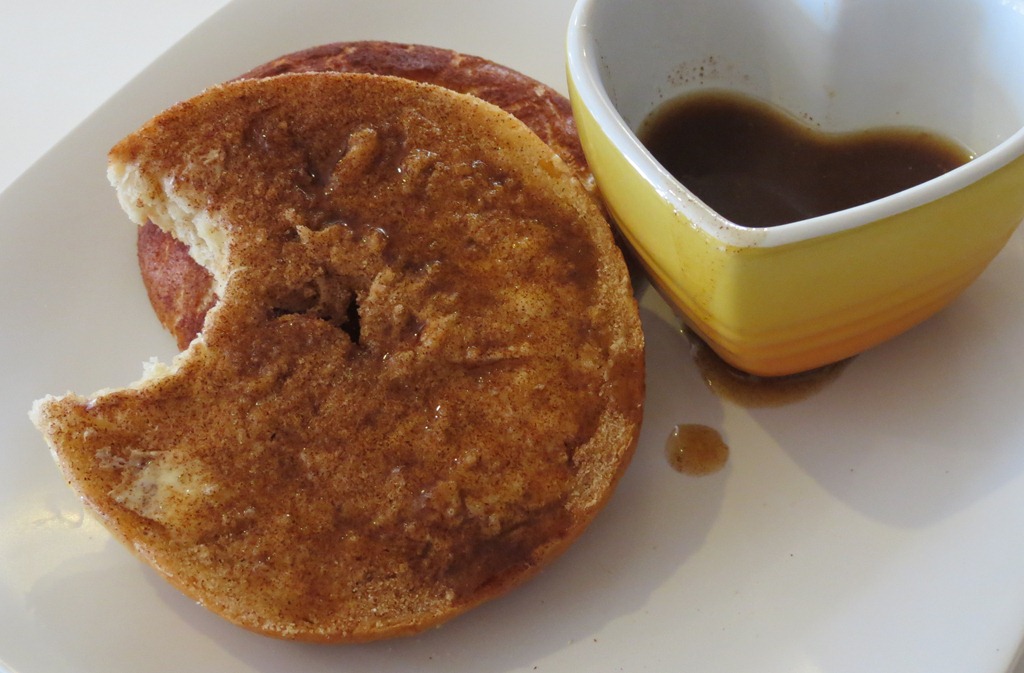 [Cinnamon%2520Sugar%2520Buttered%2520Bagel%255B4%255D.jpg]
