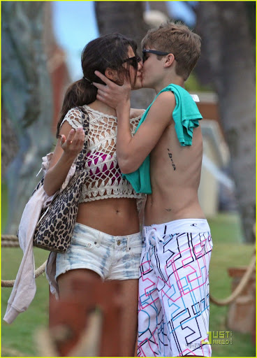 selenagomezjustinbieberpda selenagomezjustinbieberpda
